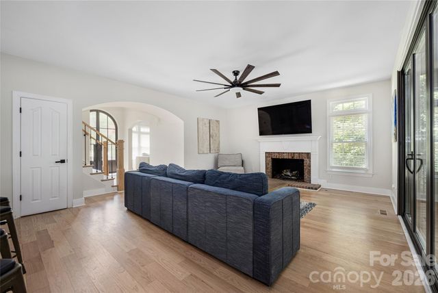 5434 Stallworth Drive, Charlotte, NC 28226