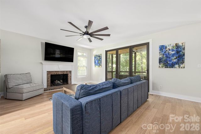 5434 Stallworth Drive, Charlotte, NC 28226