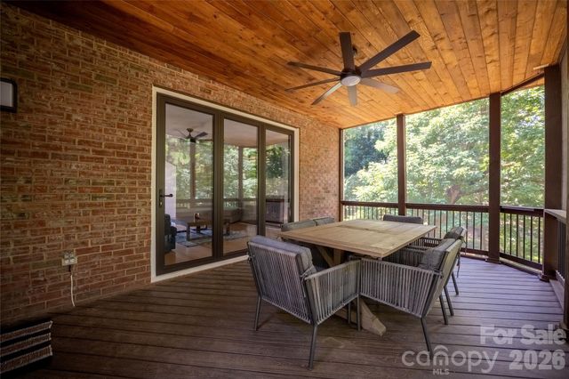 5434 Stallworth Drive, Charlotte, NC 28226