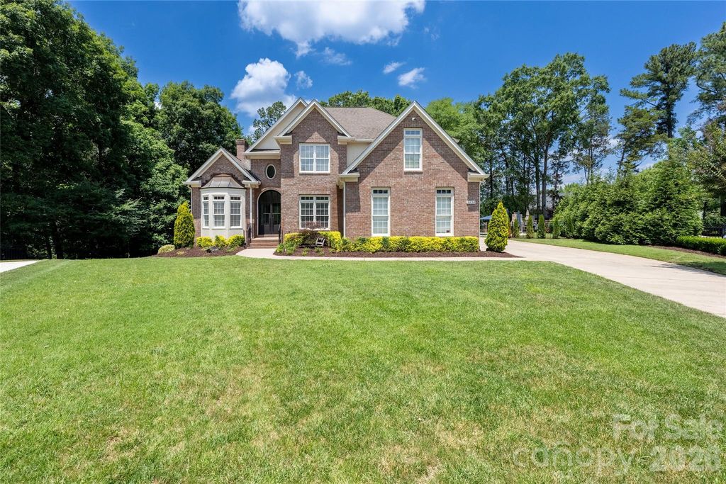 5434 Stallworth Drive, Charlotte, NC 28226