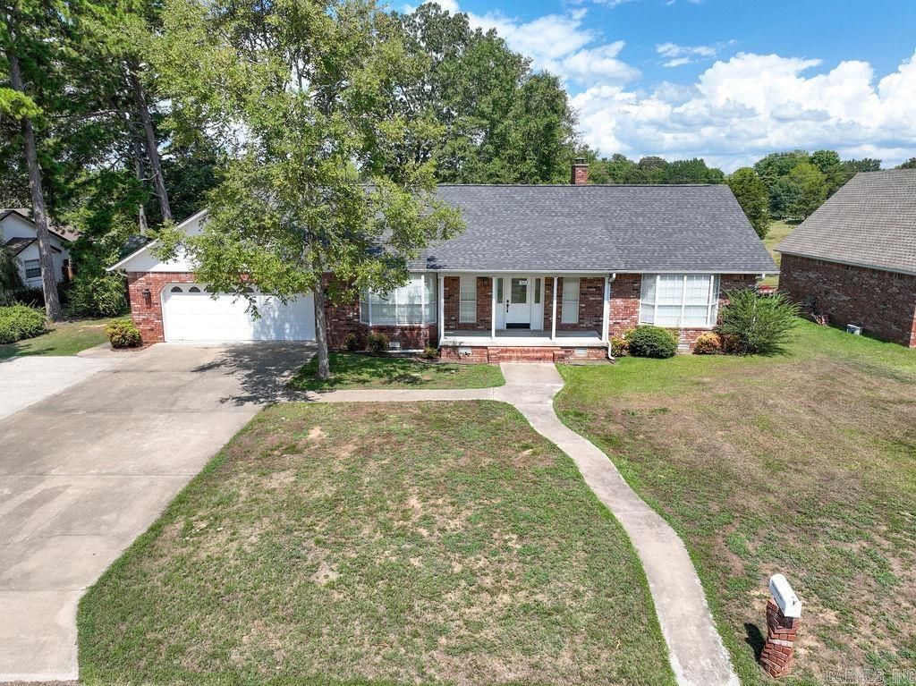 602 Edgewater Cove, Heber Springs, AR 72543