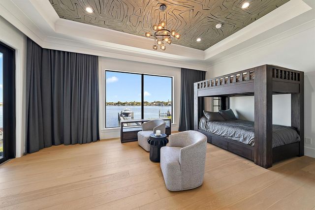 9 Bamboo Lane, Jupiter, FL 33458
