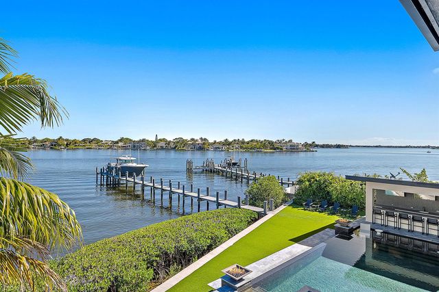 9 Bamboo Lane, Jupiter, FL 33458