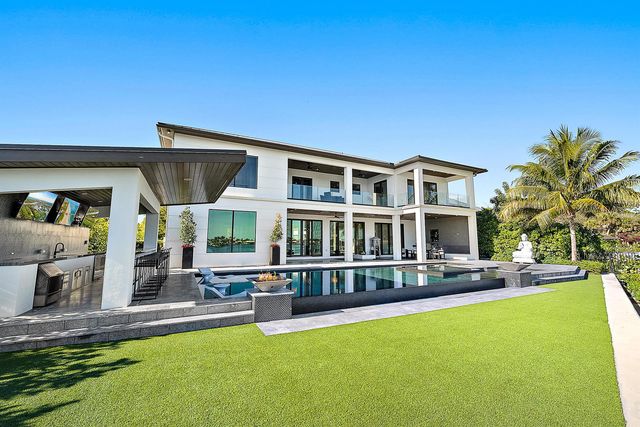 9 Bamboo Lane, Jupiter, FL 33458
