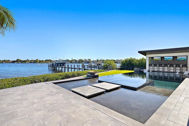 9 Bamboo Lane, Jupiter, FL 33458