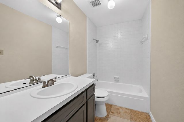 724 Lemons Street, Cedar Hill, TX 75104