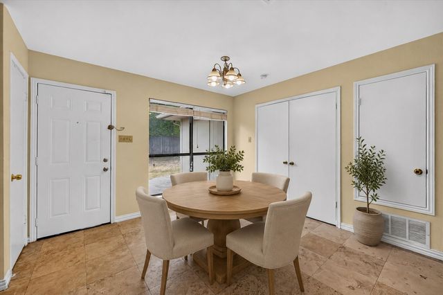 724 Lemons Street, Cedar Hill, TX 75104