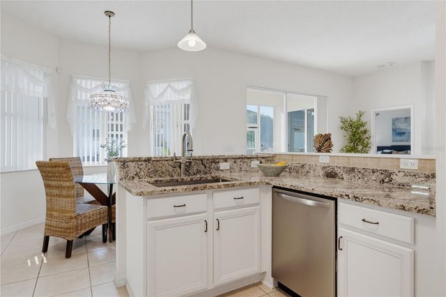 11204 CLEAR OAK CIRCLE, New Port Richey, FL 34654
