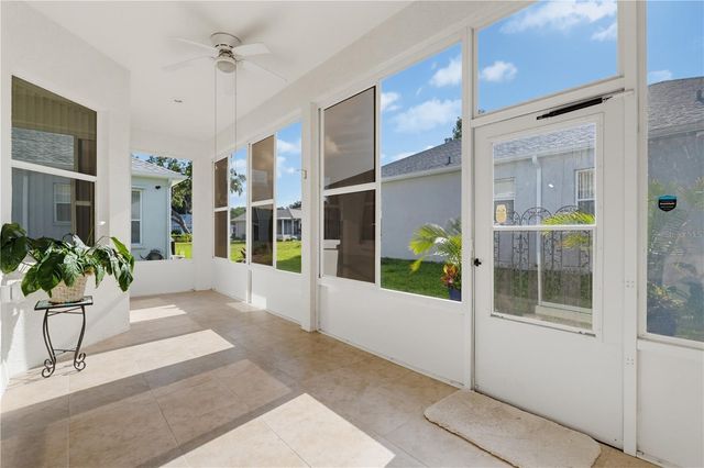 11204 CLEAR OAK CIRCLE, New Port Richey, FL 34654