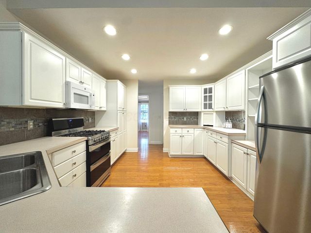 4251 Alward Road SW, Pataskala, OH 43062