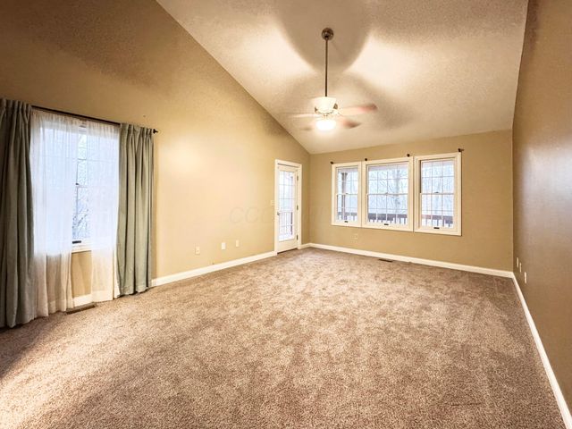 4251 Alward Road SW, Pataskala, OH 43062