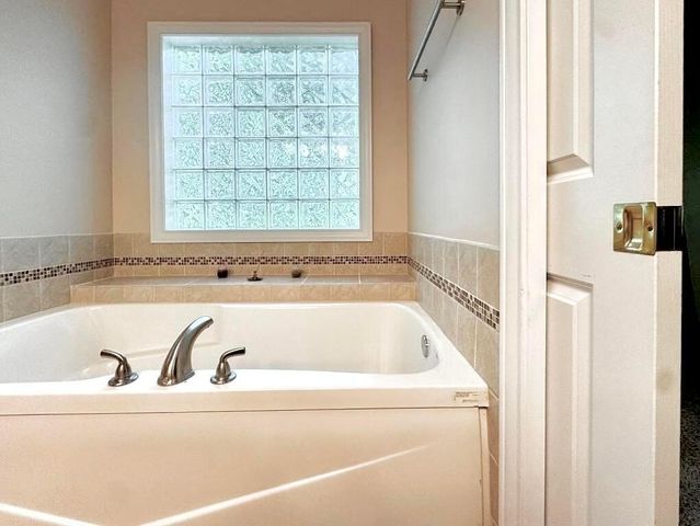 4251 Alward Road SW, Pataskala, OH 43062