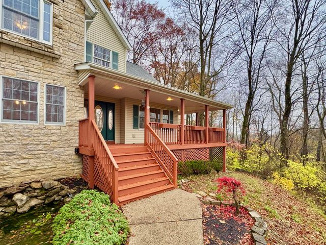 4251 Alward Road SW, Pataskala, OH 43062