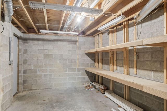 4251 Alward Road SW, Pataskala, OH 43062