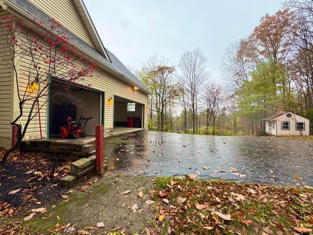 4251 Alward Road SW, Pataskala, OH 43062