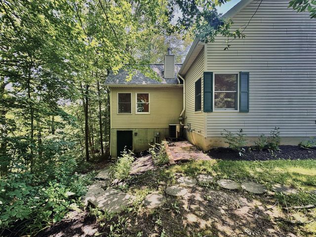 4251 Alward Road SW, Pataskala, OH 43062