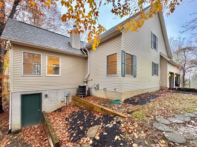 4251 Alward Road SW, Pataskala, OH 43062