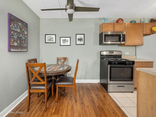 1000 S Lorraine Road 104, Wheaton, IL 60189