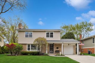 1317 Knollwood Road, Deerfield, IL 60015