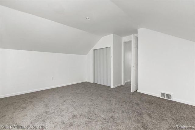 7638 Stahelin Avenue, Detroit, MI 48228