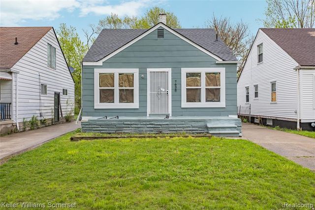 7638 Stahelin Avenue, Detroit, MI 48228