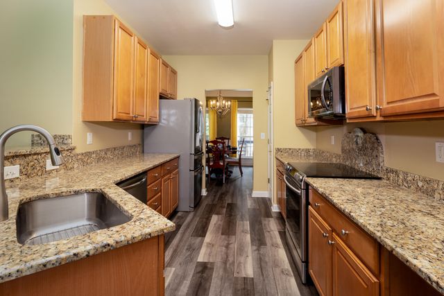 100 Temuco Lane, Summerville, SC 29483