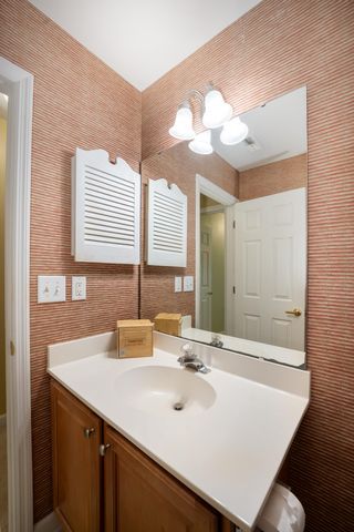 100 Temuco Lane, Summerville, SC 29483