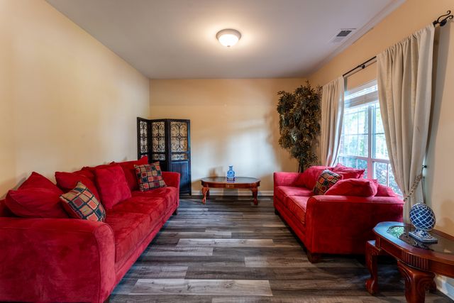 100 Temuco Lane, Summerville, SC 29483