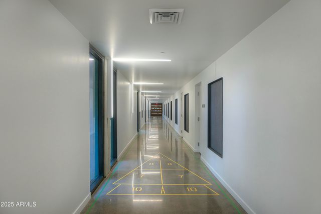 200 W PORTLAND Street 817, Phoenix, AZ 85003