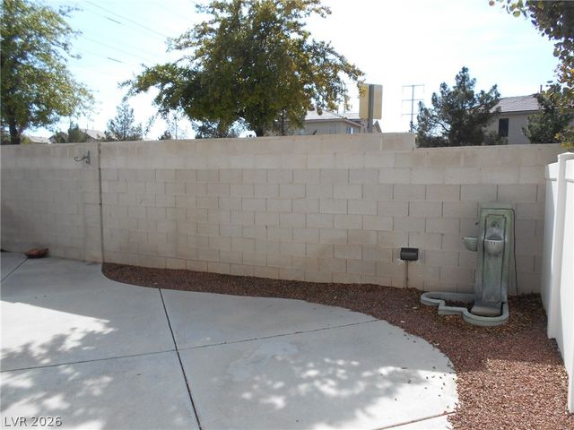 10289 GREEN ORCHARD Court, Las Vegas, NV 89183