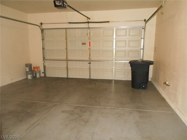 10289 GREEN ORCHARD Court, Las Vegas, NV 89183