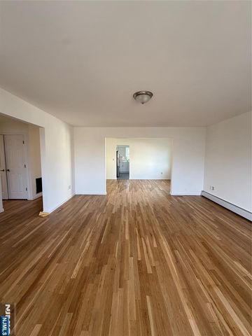 33 Joseph Street 1, Moonachie, NJ 07074