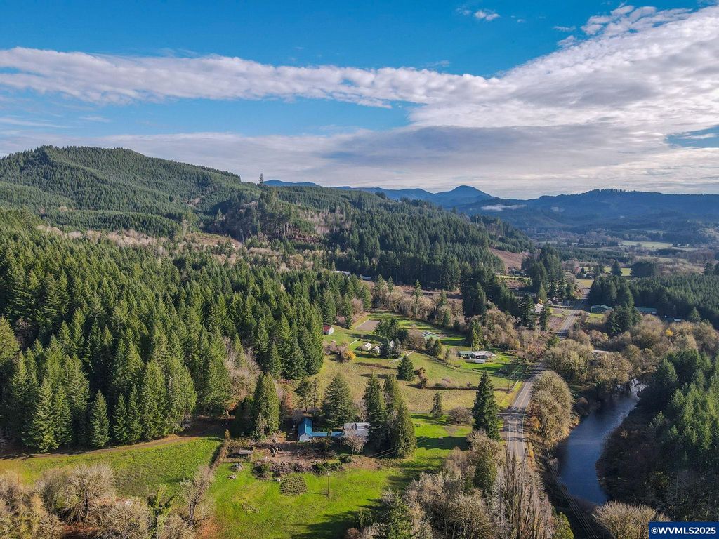 Image 13 of property listing at 18487 Alsea Hwy, Alsea, OR 97324