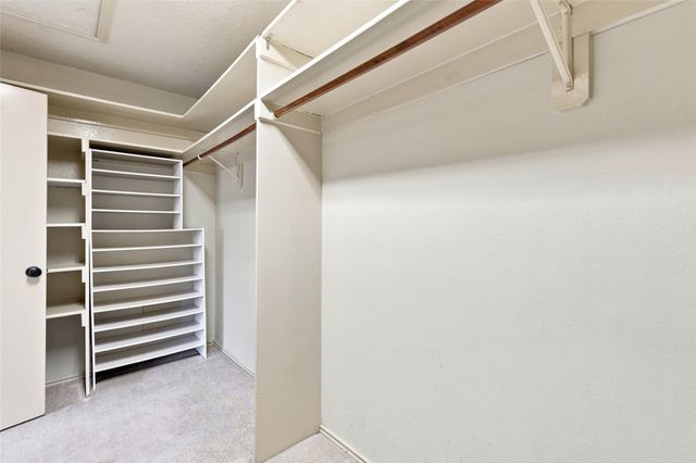 2923 Menlo Park Lane, Carrollton, TX 75007
