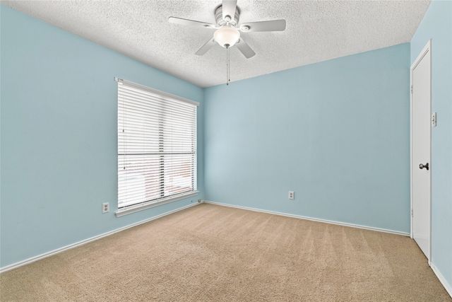 2923 Menlo Park Lane, Carrollton, TX 75007