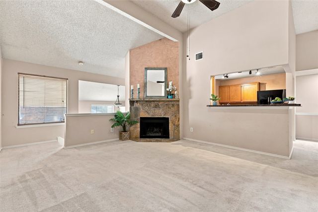2923 Menlo Park Lane, Carrollton, TX 75007