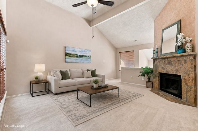 2923 Menlo Park Lane, Carrollton, TX 75007