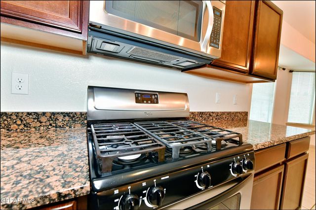 5005 MOON RANCH Lane, El Paso, TX 79934