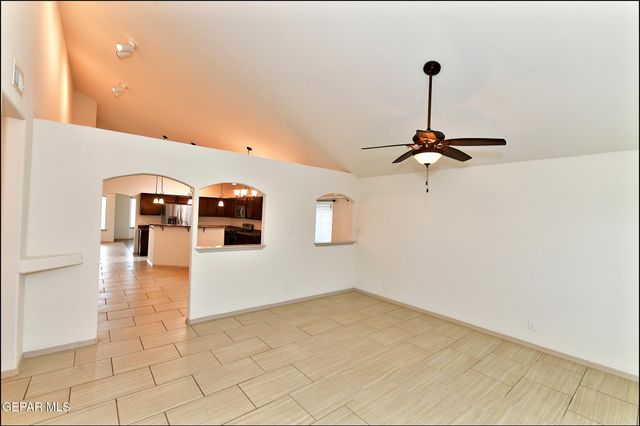 5005 MOON RANCH Lane, El Paso, TX 79934