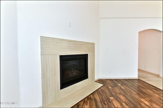 5005 MOON RANCH Lane, El Paso, TX 79934