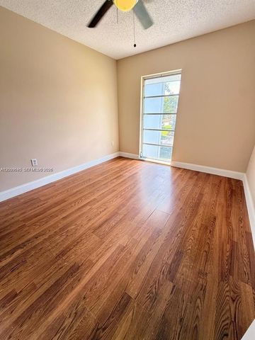 3301 Raleigh St 4D, Hollywood, FL 33021