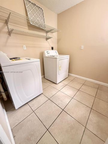 3301 Raleigh St 4D, Hollywood, FL 33021