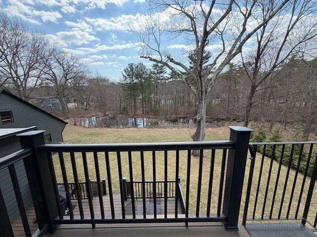 324 East Street 2, Walpole, MA 02032