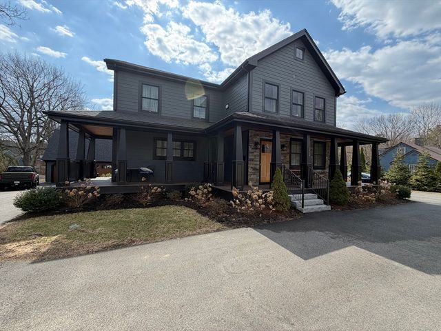 324 East Street 2, Walpole, MA 02032