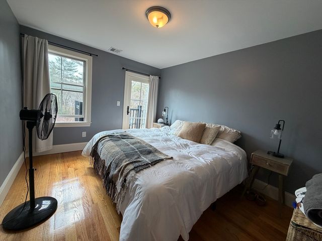 324 East Street 2, Walpole, MA 02032