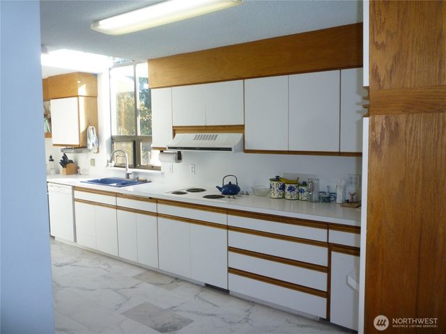 180 Stonehaven Lane, Sequim, WA 98382