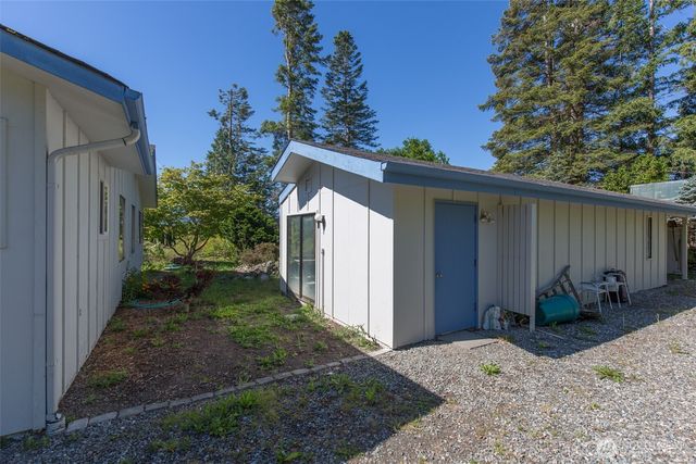180 Stonehaven Lane, Sequim, WA 98382