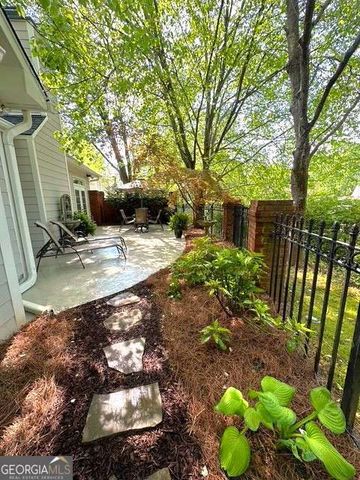 7155 Roswell Road 40, Sandy Springs, GA 30328