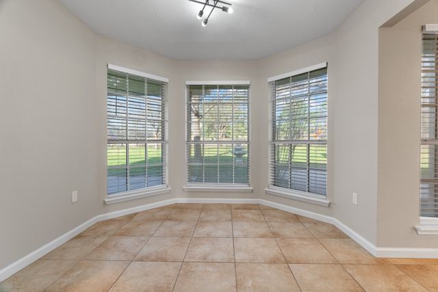 2013 Wood Trail, Azle, TX 76020