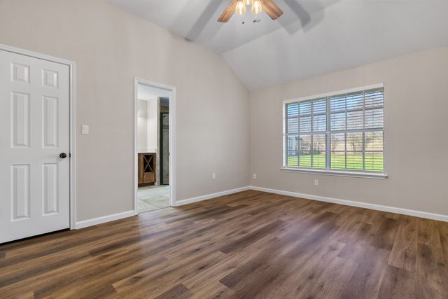 2013 Wood Trail, Azle, TX 76020